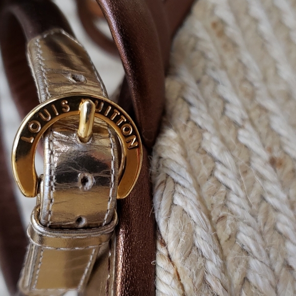 LOUIS VUITTON WEDGE SANDALS LV CLOVER DETAILS - Picture 4 of 11